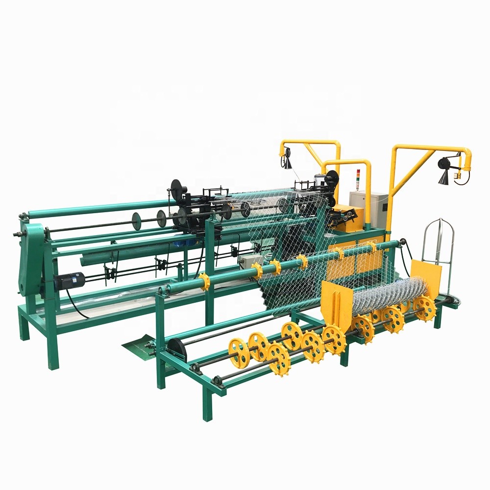 Automatic CNC double wire chain link fence machine with PLC control